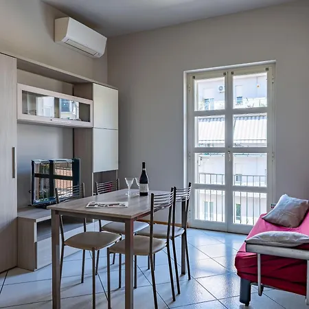 شقة Casa Savona Nel Cuore Di ألبا